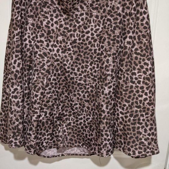Torrid Leopard Print Skater Skirt NWOT - Picture 2 of 9
